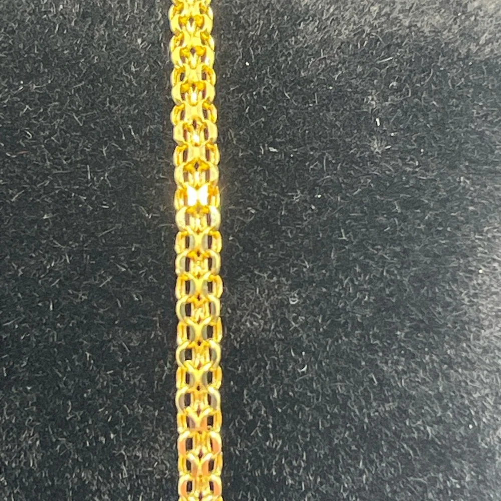 14k Solid Gold Bismark Bracelet 7” x 2.3mm. 1 gram - Picture 2 of 3